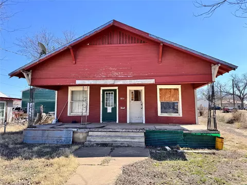 1206 Brady Ave, Brownwood, TX 76801