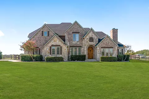 12 Buckskin Dr, Van Alstyne, TX 75495