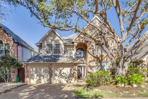 4019 Azure Ln, Addison, TX 75001