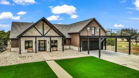 125 Glen Abbey Cir N, Graford, TX 76449