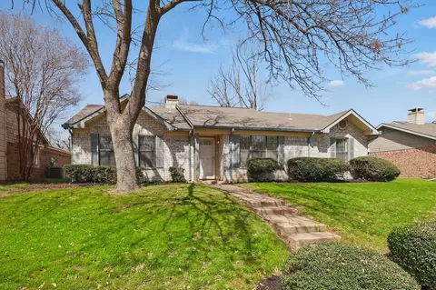 809 Blue Oak Dr, Lewisville, TX 75067