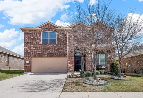 15604 Oak Pointe Dr, Fort Worth, TX 76177