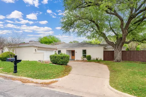15506 Earlport Cir, Dallas, TX 75248