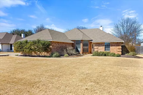 604 Monterrey Ct, Granbury, TX 76049