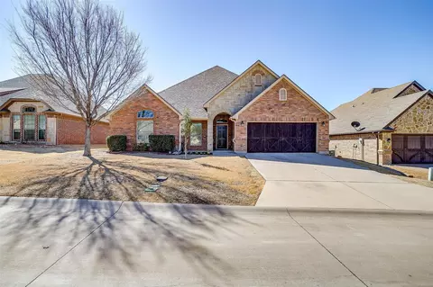207 Bay Hill Dr, Willow Park, TX 76008