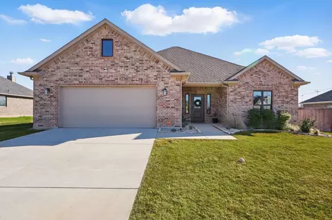 109 Prairie Grass Dr, Whitesboro, TX 76273
