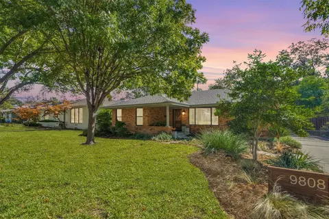9808 Fitzroy Dr, Dallas, TX 75238