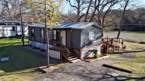 323 Chavez Trl, Weatherford, TX 76087