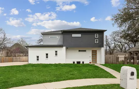 7651 Woodberry Ct, Fort Worth, TX 76112