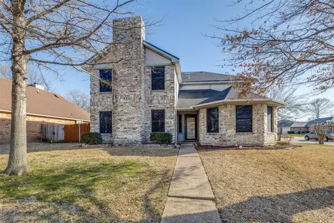 824 Havenbrook Dr, Arlington, TX 76001