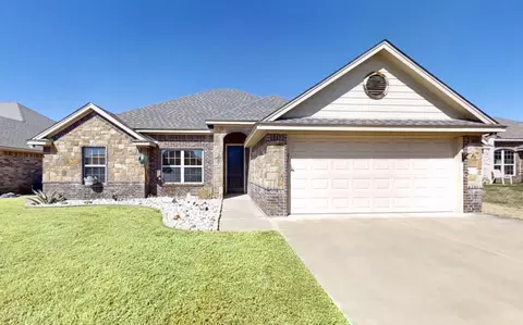 808 Acadia Ct, Tolar, TX 76476