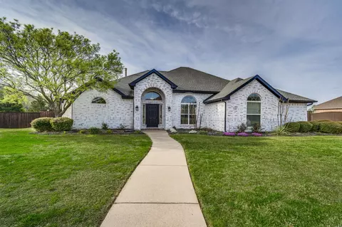 5440 Sycamore Dr, Midlothian, TX 76065
