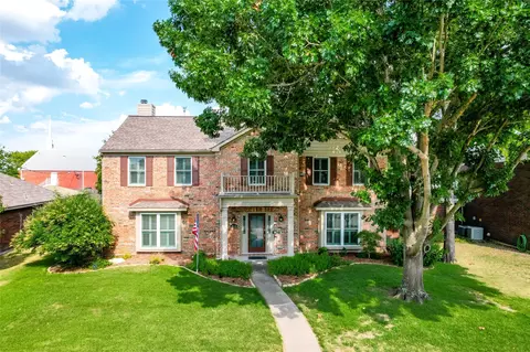 4118 Tradewind Dr, Rowlett, TX 75088