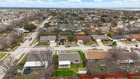 6057 Sidewinder Trl, Fort Worth, TX 76131