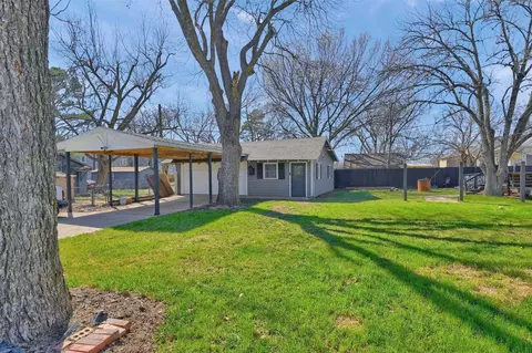 Exterior - 430 E Morton St, Denison, TX 75021 photo 8 of 8