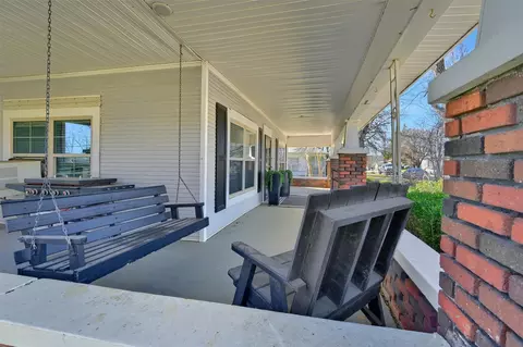 Exterior - 430 E Morton St, Denison, TX 75021 photo 4 of 8