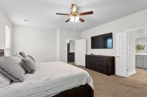 Bedroom - 509 Watson Ln, Denton, TX 76210 photo 2 of 4