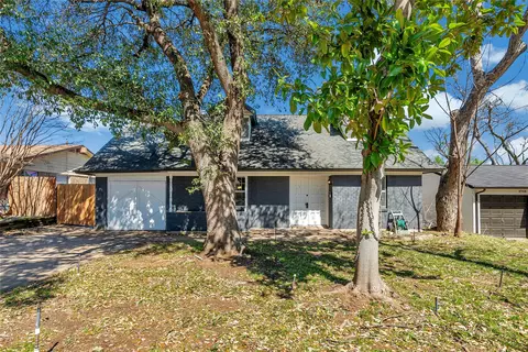 1717 Foster Dr, Arlington, TX 76012