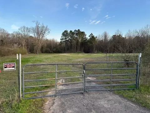 8455 Dixie Blanchard Rd, Shreveport, LA 71107