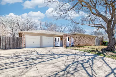 3732 Venice Dr, North Richland Hills, TX 76180