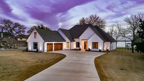1126 The Shores Dr, Corsicana, TX 75109