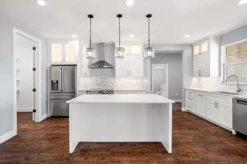 Kitchen - 1139 Harrell Rd, Howe, TX 75459 photo 3 of 6