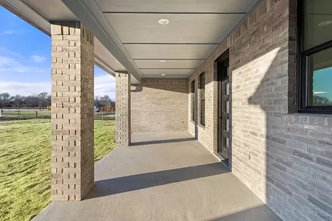 Exterior - 1139 Harrell Rd, Howe, TX 75459 photo 5 of 6