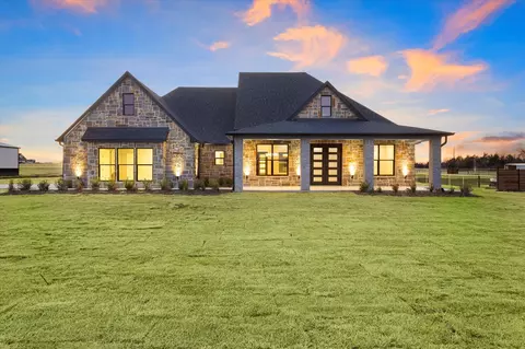 1139 Harrell Rd, Howe, TX 75459