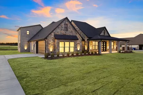 Exterior - 1139 Harrell Rd, Howe, TX 75459 photo 2 of 6