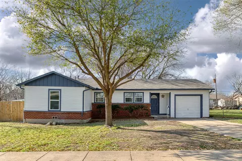 5124 Jerri Ln, Haltom City, TX 76117
