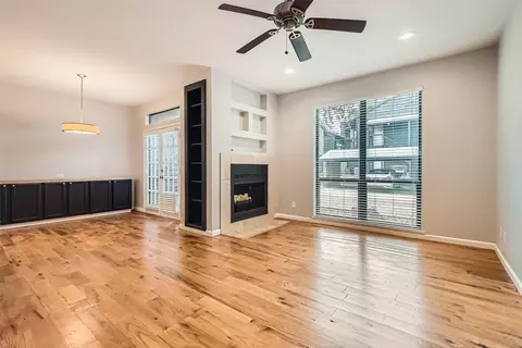 7525 Holly Hill Dr #9, Dallas, TX 75231