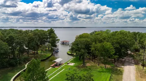 114 Adelia Dr, Mabank, TX 75156
