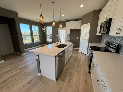 836 E Heath St, Rockwall, TX 75087