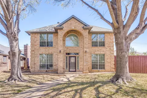 4000 Virginia Pine Dr, Carrollton, TX 75007
