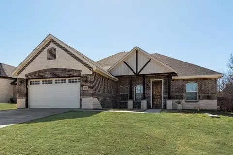 5022 Guadalupe Ct, Granbury, TX 76048