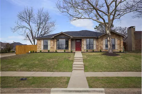 1531 Springcrest Dr, Mesquite, TX 75149