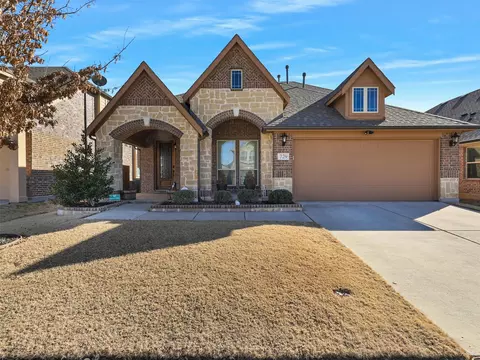 729 Lyndhurst Dr, Anna, TX 75409