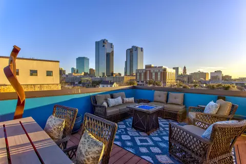 600 E Bluff St, Fort Worth, TX 76102