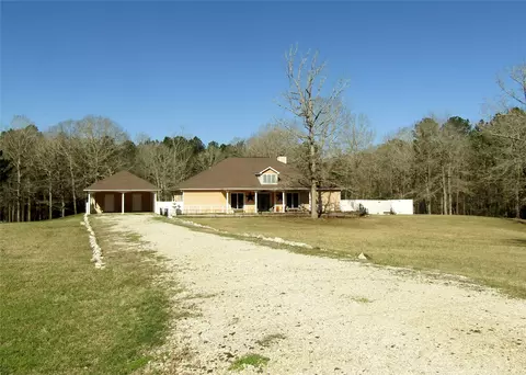 1430 State Highway 87 S, Hemphill, TX 75948