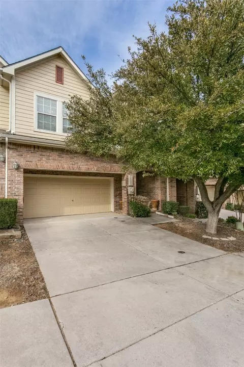 3725 Vienna St, Irving, TX 75038