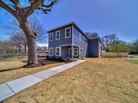 4500 Hollis St, Haltom City, TX 76117