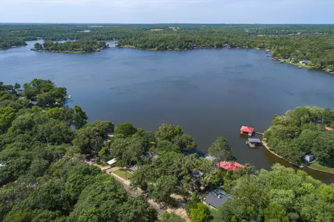 367 Callender Lake Dr, Murchison, TX 75778