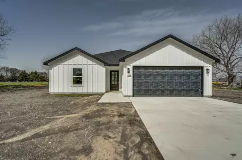114 Hurst Cir, Ferris, TX 75125