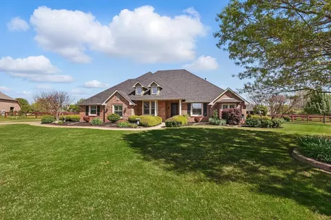 2708 Kerry Ct, Argyle, TX 76226
