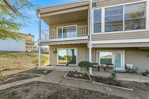 81 Runaway Bay Dr #115, Runaway Bay, TX 76426