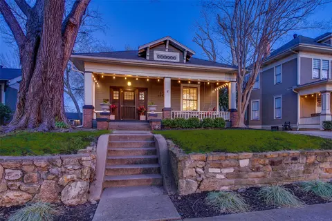 124 N Clinton Ave, Dallas, TX 75208