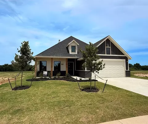 1217 Frio Dr, Springtown, TX 76082