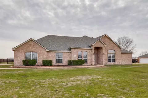 8934 Colonial Dr, Crandall, TX 75114