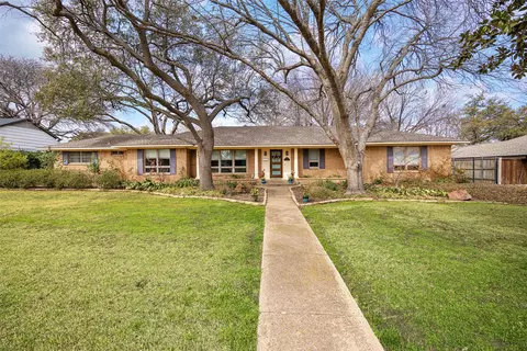 3787 Vinecrest Dr, Dallas, TX 75229