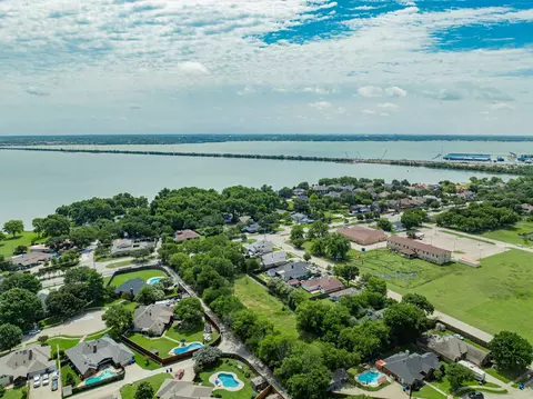 2709 Dalrock Rd, Rowlett, TX 75088 photo 24